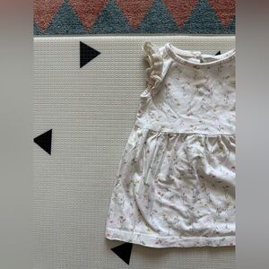 Carters|Baby girl white short sleeve ditsy Floral cottagecore Dress•••cotton,9M